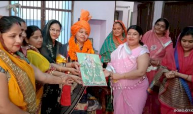 मोहनी गोयल के पार्षद मनोनीत होने पर प्रिय सखी संगठन की सदस्याओं ने किया स्वागत