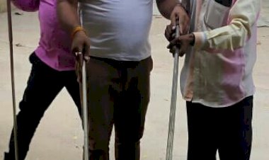 एसडीएम के निवास में निकला भुजंग, मचा हडकंप