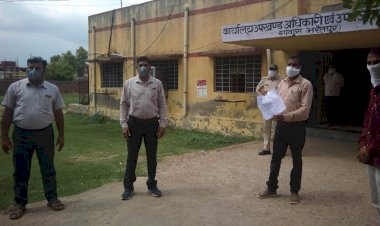 विभिन्न मांगो व समस्याओ  को लेकर शिक्षक संघ ने सौंपा ज्ञापन