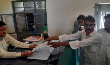 महिला से मारपीट के विरोध में सौपा ज्ञापन