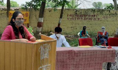 विकास अधिकारी दिपाली शर्मा के मुख्य आतिथ्य मे अध्यापक अभिभावक की बैठक का आयोजन