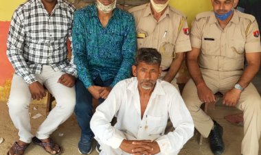 नगर पुलिस ने अवैध हथियारों का जखीरा सहित एक मुलजिम को किया गिरफ्तार