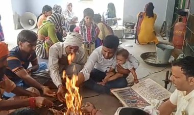 शिव मंदिरों में पूजा के लिए उमड़ी शिव भक्तो की भीड़, हवन कर मांगी बारिश की कामना