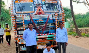 अवैध खनन सामग्री से भरे दो ट्रक पकडे, 2 लाख 62 हजार जुर्माना वसूला