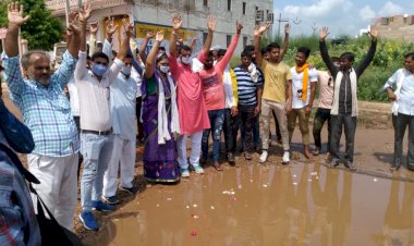 बयाना रूपवास मेगाहाइवे की टोल वसूली के बावजूद नही ले रहे सुध, खस्ताहाल से बढ रही दुर्घटनाऐं