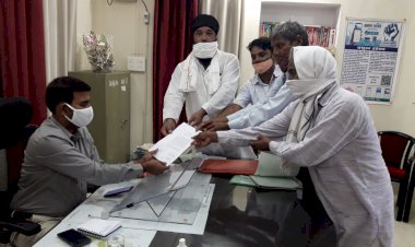 नूर नगर में राशन डीलर की मनमानी के चलते ग्राम वासियों ने उपखंड अधिकारी को सौंपा ज्ञापन