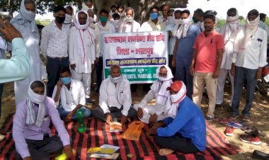 मनरेगा मजदूरों व मैट की भर्ती रोकने की मांग
