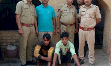 दो गौ तस्करों को गिरफ्तार कर 5 गोवंश कराए मुक्त पिकअप गाड़ी जप्त