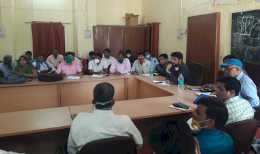 उपखंड अधिकारी ने चुनाव मशीनरी को किया सक्रिय