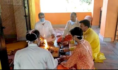 सहाड़ा विधायक त्रिवेदी के स्वास्थ्य सुधार की कामना को लेकर महामृत्युंजय मंत्र जाप के साथ कराया रुद्राभिषेक एवं विशेष यज्ञ