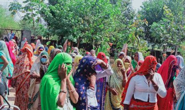 राजीविका संगठन की महिलाओ ने विभिन्न समस्याओ के निदान की मांग की