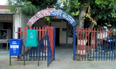 रेल्वे के ई-टिकिटो की दलाली का किया भंडाफोड