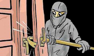 गोविंदगढ मे चोरो ने फिर से दिया चोरी की घटना को अंजाम, दो जगह टूटे ताले