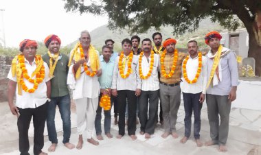 गुरला नवनिर्वाचित सरपंच का माल्यार्पण कर किया स्वागत