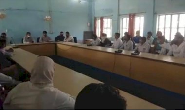 पालनहार याेजना के संर्दभ मे कठूमर ब्लॉक के ई-मित्र संचालकाे की हुई बैठक आयाेजित