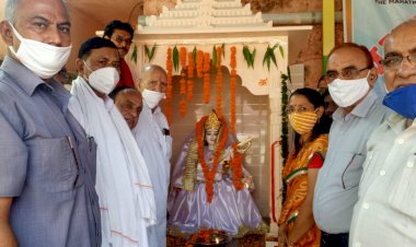 बालिका विद्यालय में भामाशाहों के सहयोग से मूर्ति प्राण प्रतिष्ठा का हुआ आयोजन