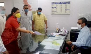 जिले में बढ़ रहे अपराध और बिगड़ती कानून व्यवस्था को लेकर भाजपा ने पुलिस महानिरीक्षक को सौंपा ज्ञापन