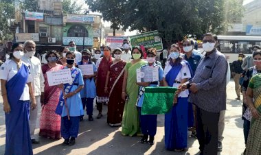 स्काउट गाइड संघ ने नो मास्क नो एंट्री अभियान के तहत रैली निकाली