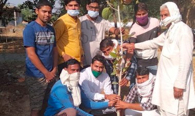 यदुवंशीय महासंघ के पदाधिकारी ने अनोखे अंदाज में मनाया जन्मदिन