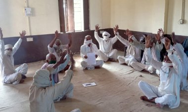 गुड़गांवा कैनाल में टेल तक पानी लायें जाने की मांग को लेकर किसानों ने किया सांकेतिक धरना प्रर्दशन