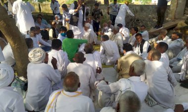 कर्नल बैसला से गुर्जर नहरा क्षेत्र के पंच पटैलो की बैठक में आन्दोलन स्थगित करने की अपील