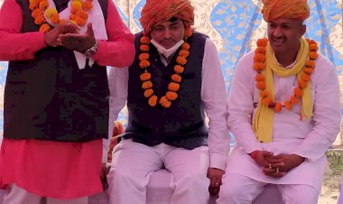 कठूमर विधायक प्रतिनिधि अबधेश बैरवा ने एक दर्जन गांवों मे जनसम्पर्क कर की जनसुनवाई