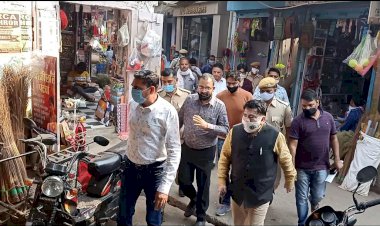 विधायक बलजीत जी ने किया नगर भ्रमण, त्यौहारी सुरक्षा व्यवस्था व कस्बे की साफ़-सफाई का लिया जायजा