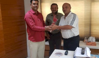 सुरत के  उद्योगपति से  राजस्थान के निवासियों को बेहतर रोजगारपरक  माहोल  उपलब्ध  कराने की अपील की