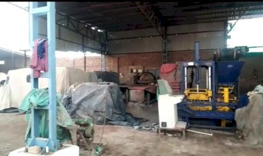 दो फैक्ट्रियों से अज्ञात चोरो ने  नगदी और हजारों रुपए का माल किया  पार, सीसीटीवी कैमरे में कैद हुए चोर