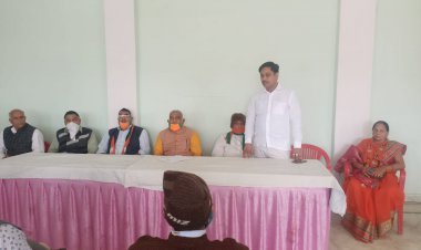 खेडली मे टिकट वितरण काे लेकर भाजपा कार्यकर्ता की बैठक हुई आयाेजित