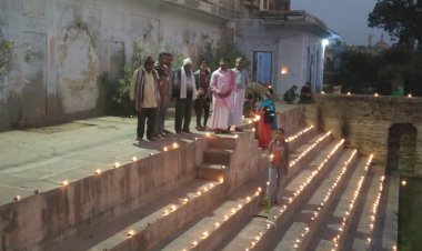 डीग में  गोपाष्टमी के अवसर पर किया अभिषेक और दीपदान