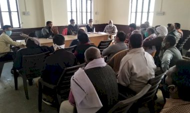 25 नवंबर तक राशन डीलर  सभी राशन कार्डों को करें आधार से लिंक