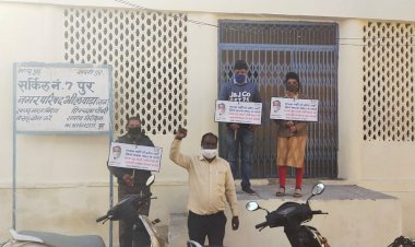 कोरोना बचाव के लिए चलाया नो मास्क नो एंट्री अभियान