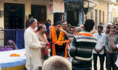 गुरलाँ सरपंच ने भाजपा का कमल छोड़ थामा कांग्रेस का हाथ, दो माह पूर्व ही सरपंच पद पर विजय हुए श्रवण गुर्जर