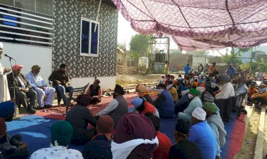 खैरथल के वार्ड नंबर 16 में गुरूद्वारे में धर्मग्रंथ का हुआ अनादर , सिख समुदाय में आक्रोश