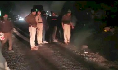 ट्रक की टक्कर से बाइक चालक की मौके पर मौत, एक घायल भर्ती