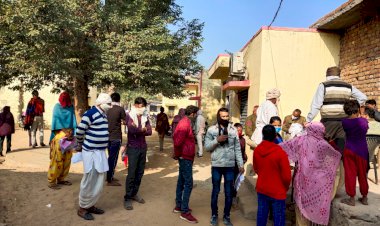 ट्रक की टक्कर से मोटरसाइकिल सवार तीन लोग घायल, अलवर ले जाते समय एक ने रास्ते मे तोड़ा दम