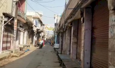 रामगढ़ बंद रहा पूर्णता सफल - दुकानों को गुलाब का फूल देकर किसानों ने प्रेम और स्नेह से कराया बाजार बंद