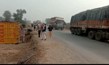 प्रशासन और रोड कांट्रैक्टर की लापरवाही का खामियाजा भुगत रहे नौगावाँ वासी, 1 वर्ष से निर्माण कार्य है बंद