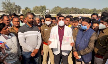 वर्तमान विधायक बलजीत यादव और पूर्व श्रम मंत्री जसवंत यादव  के बीच जुबानी जंग हुई तेज