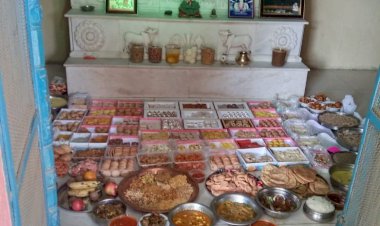 प्राचीन दाऊजी महाराज के मंदिर में 56 भोग और प्रसादी का हुआ आयोजन