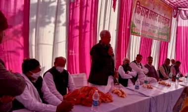 केन्द्र सरकार का कृषि कानून किसानों के लिए अभिशाप : उद्योग मंत्री परसादी लाल मीणा