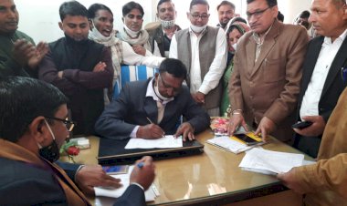 तिजारा नगर पालिका अध्यक्ष झब्बू राम सैनी उपाध्यक्ष हरीश ने पदभार ग्रहण किया
