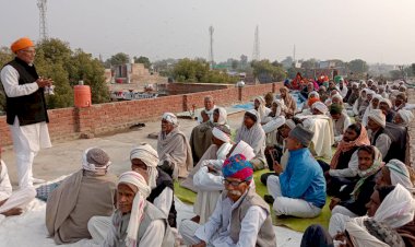 बाबा जयगुरूदेव के संत्सग में उमडी अनुयायीओ की भीड