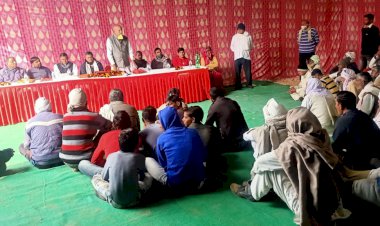 काँग्रेस पार्टी के कृषि कानूनों के खिलाफ चलाए जा रहे किसान बचाओ-देश बचाओ अभियान के तहत विधायक दीपचन्द खैरिया ने विभिन्न गांवों का दौरा कर किया किसान संवाद