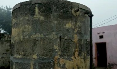 जर्जर हालत मे पेयजल टंकी ,कभी भी हो सकता है हादसा