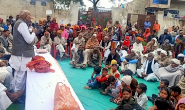 केंद्र सरकार निजीकरण की राह पर चलते हुए अब खेतों को भी व्यापार का हिस्सा बना रही है- विधायक खैरिया