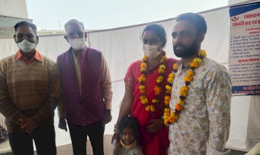 अनौखी पहल रक्तदान कर  मनाई  शादी की पहली सालगिरह