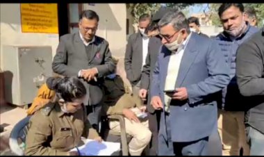 अधिवक्ता के फेसबुक आईडी हैंक करने पर अज्ञात हैंकर के खिलाफ मामला दर्ज, वकील पहुचे पुलिस कोतवाली