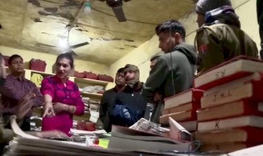 किन्नर ने किया पुलिस कोतवाली में हाईबोल्टेज ड्रामा